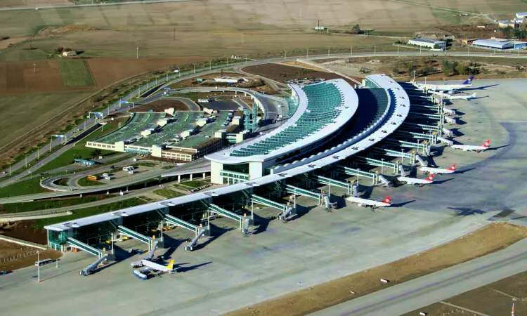 Aeropuerto de Adana Şakirpaşa