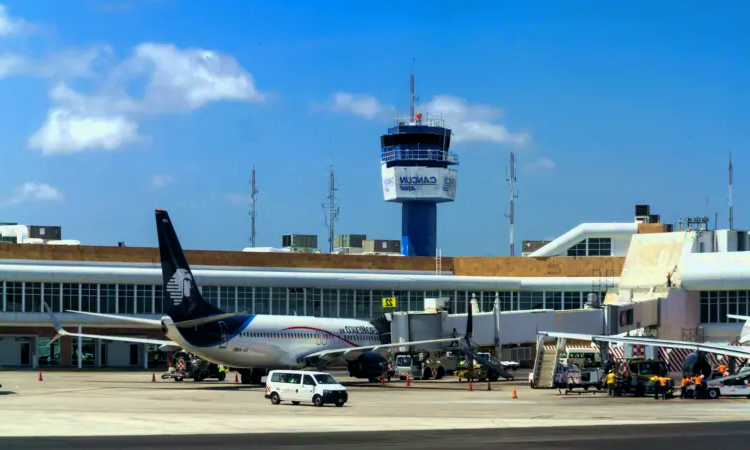 Aeropuerto Internacional de Cancún