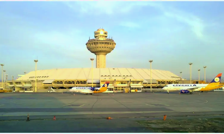 Aeropuerto Internacional de Zvartnots