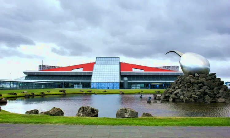 Aeropuerto Internacional de Keflavík