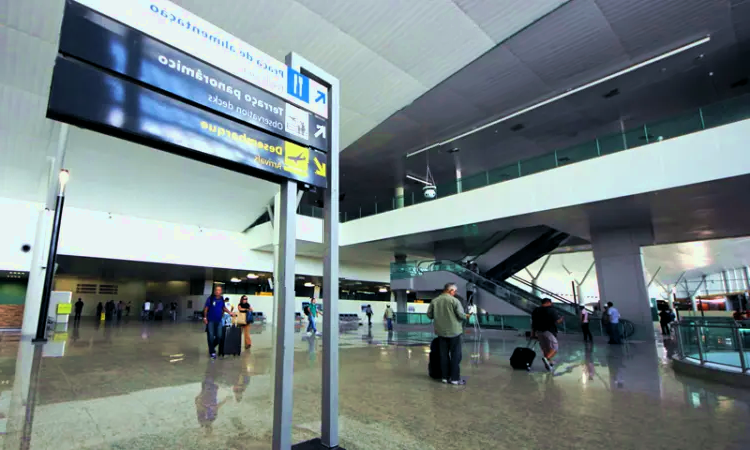 Aeropuerto Internacional Eduardo Gomes