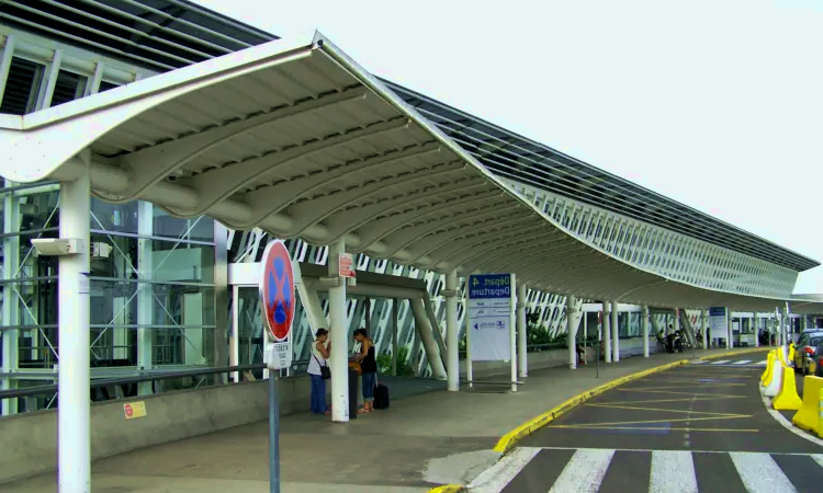 Aeropuerto Internacional de Pointe-à-Pitre