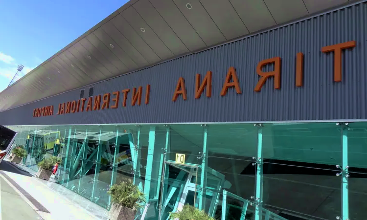 Aeropuerto Internacional de Tirana