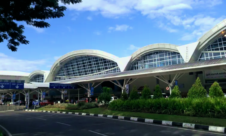 Aeropuerto Internacional Sultán Hasanuddin