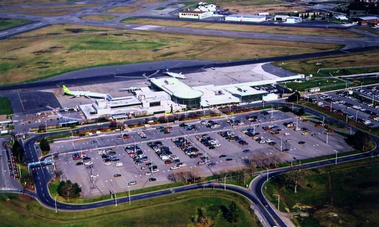 Aeropuerto Internacional de Victoria